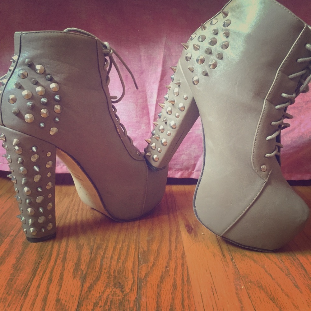 Spiked heels